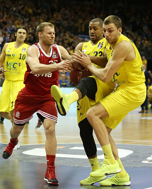 纪录的突破 纪录的突破