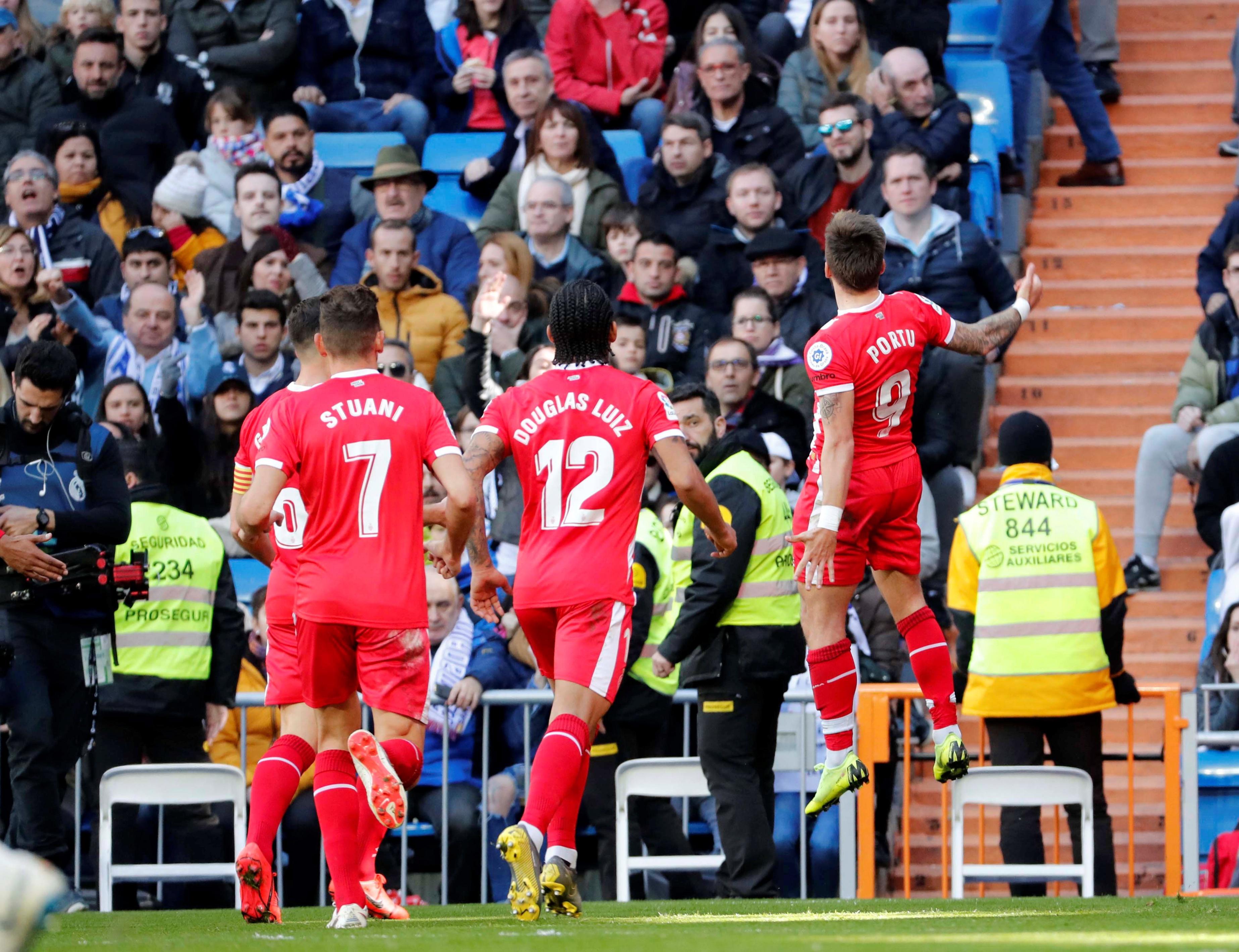 姆和阿瑙托 姆和阿瑙托