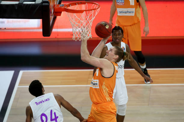 的转会案例 的转会案例